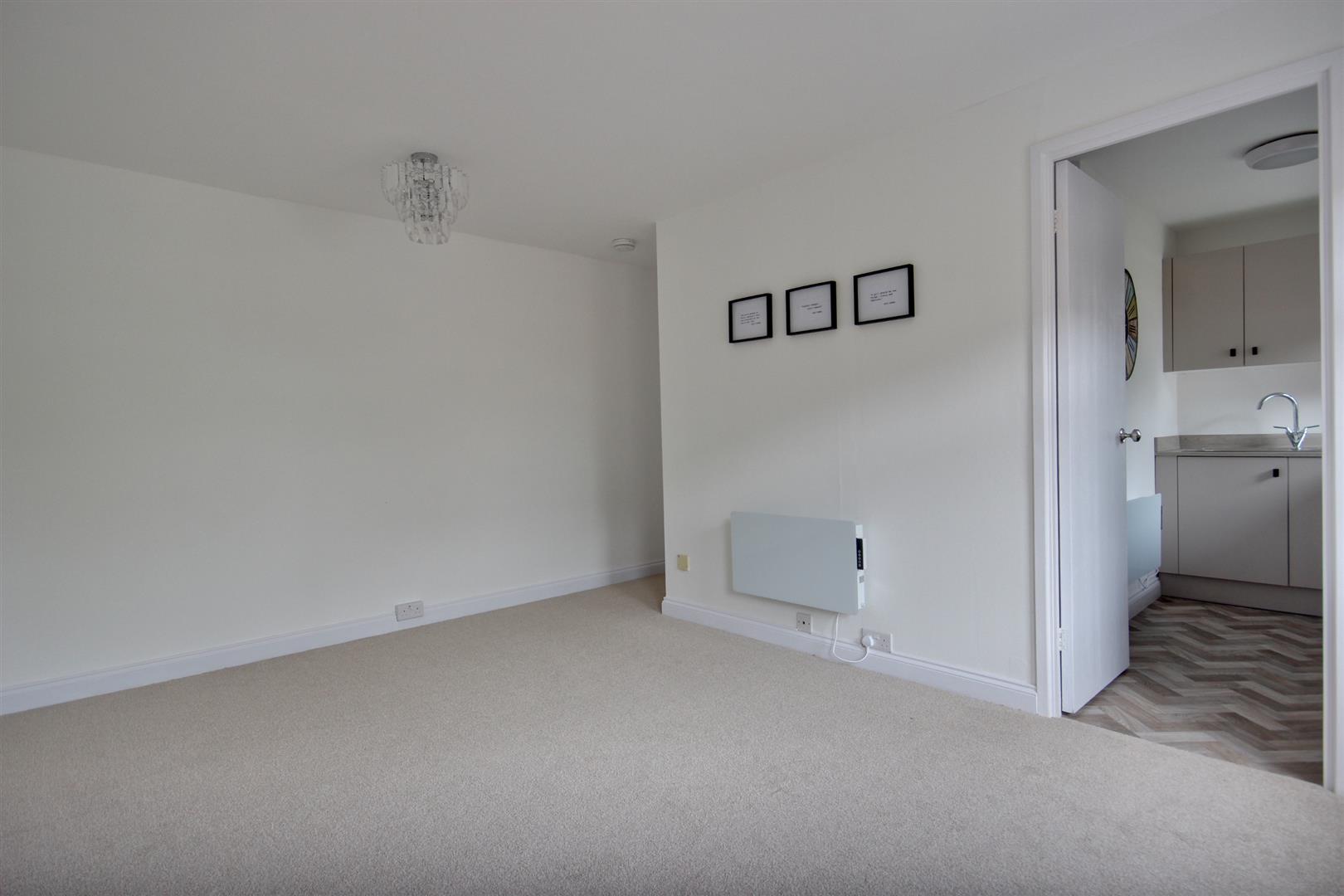 Thurlow Avenue, Beverley